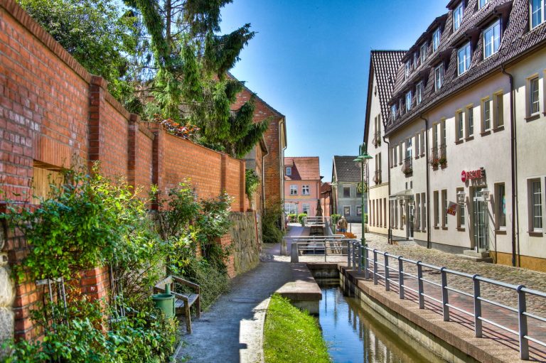 Hotel am Markt Altentreptow — Hoteleingang